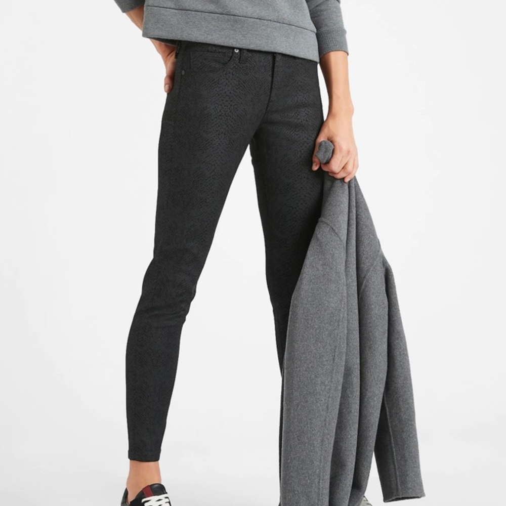 Banana Republic Mid Rise Skinny Snake Print Jean - Picture 3 of 12